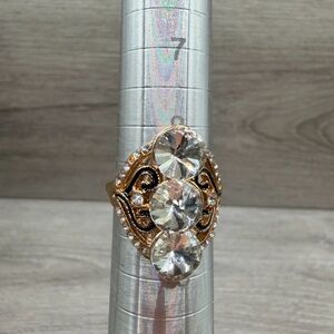 Elegant Gold Tone and Silver Tone Women's Ring